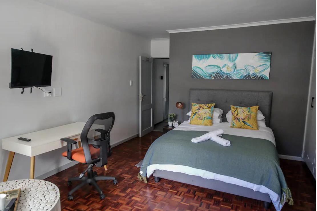 Camborne Holiday Apartments Le Cap Extérieur photo