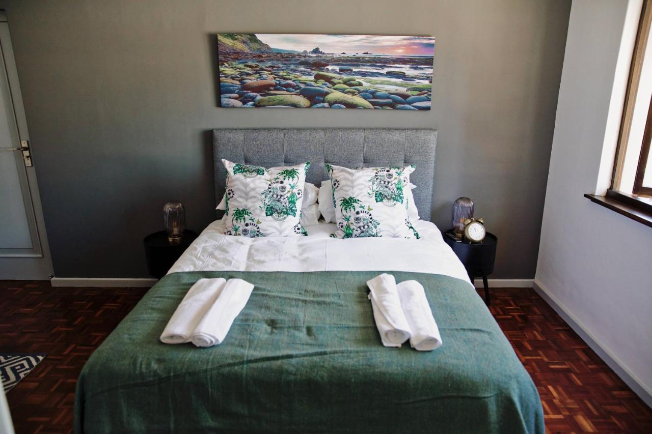 Camborne Holiday Apartments Le Cap Extérieur photo